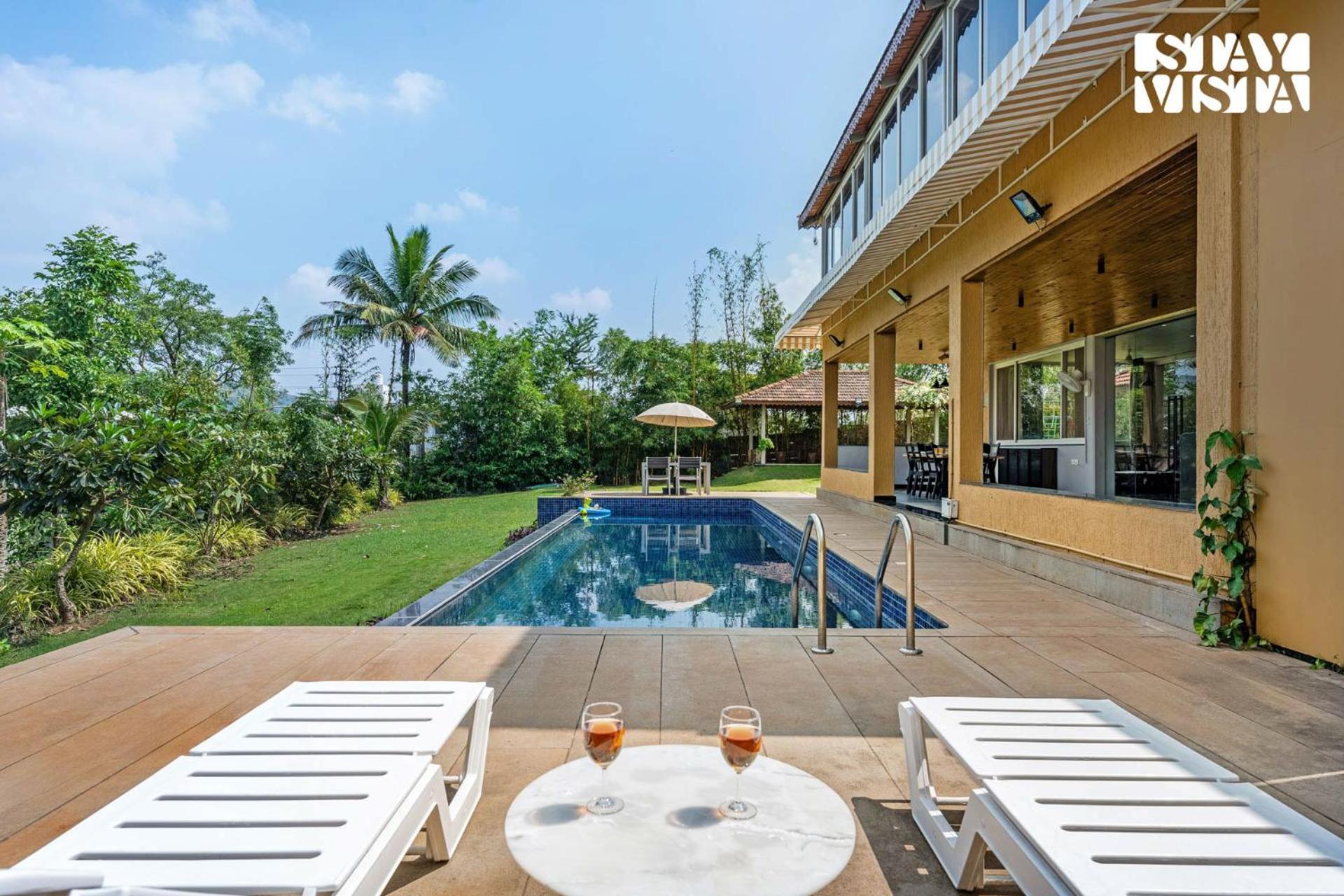Stayvista At Countryside Meadows With Pool, Ac Pune Exterior photo